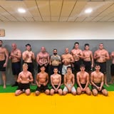 Notranjost Hayat Gym s pogledom na Kamniško-Savinjske Alpe